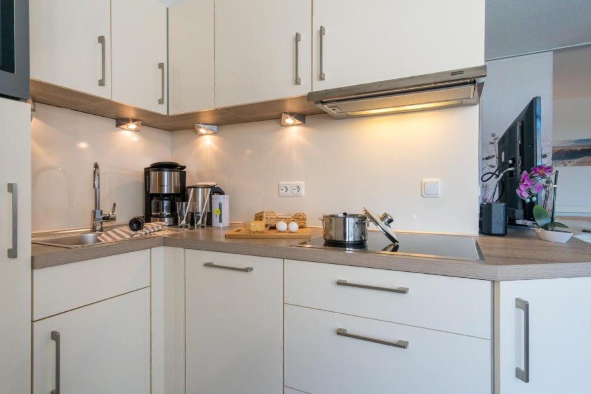 Ferienwohnung Sandkueste Mit Strandkorb & Indoor Spielplatz ハイリゲンハーフェン エクステリア 写真