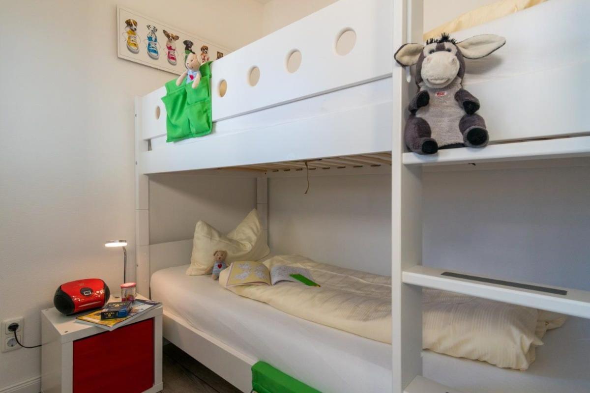 Ferienwohnung Sandkueste Mit Strandkorb & Indoor Spielplatz ハイリゲンハーフェン エクステリア 写真